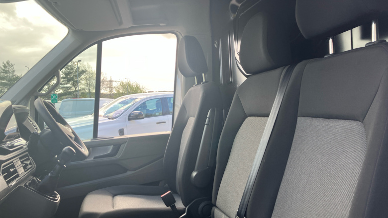 Volkswagen Crafter Cr35 Lwb Diesel 2.0 TDI 140PS Commerce Plus High Roof Van